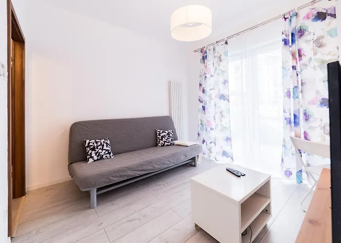 Wschod Homely By Bookinghost * Poznan