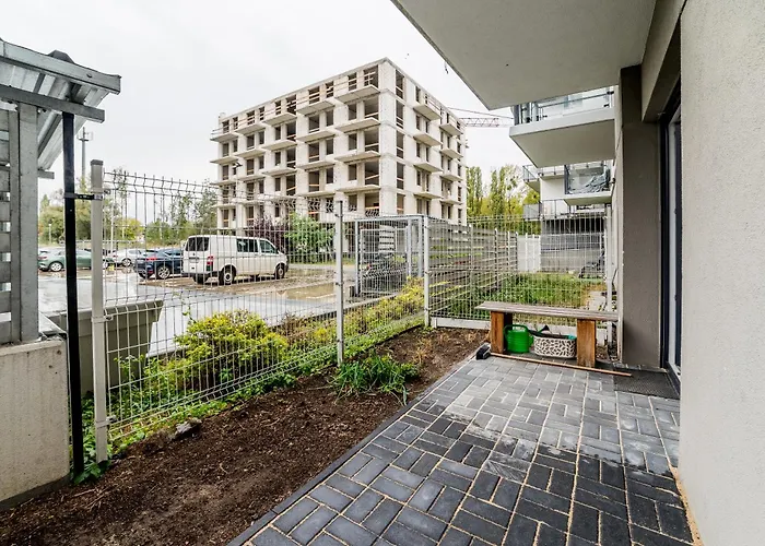 Wschod Homely By Bookinghost Apartment